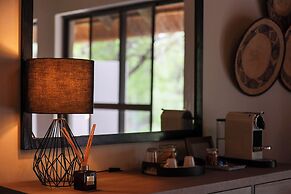 Tomo Safari Lodge