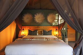 Tomo Safari Lodge