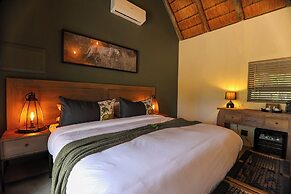Tomo Safari Lodge