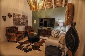 Tomo Safari Lodge