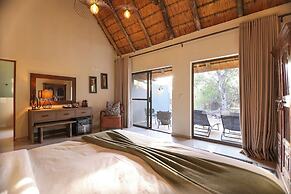Tomo Safari Lodge