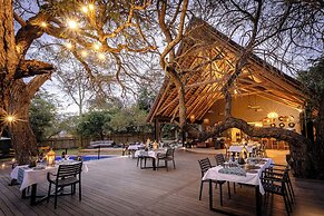 Tomo Safari Lodge