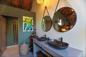Tomo Safari Lodge