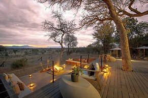 Tomo Safari Lodge