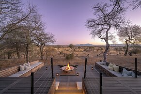 Tomo Safari Lodge
