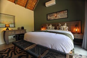 Tomo Safari Lodge