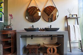 Tomo Safari Lodge