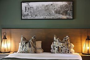 Tomo Safari Lodge