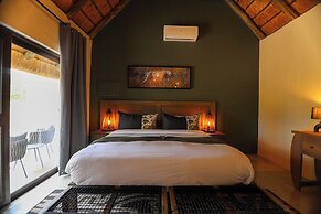 Tomo Safari Lodge