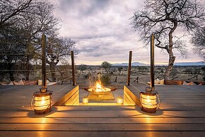 Tomo Safari Lodge