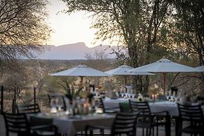 Tomo Safari Lodge