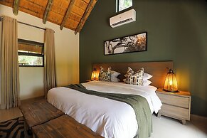 Tomo Safari Lodge