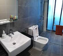 Almas Suites By Iconic Bliss