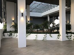 Almas Suites By Iconic Bliss