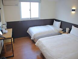 Cloud Haku Cozy Inn