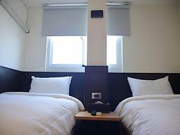 Cloud Haku Cozy Inn