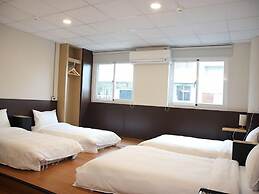 Cloud Haku Cozy Inn