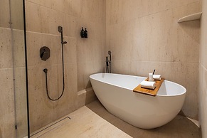 Antalya Hotel & Spa, Rishikesh