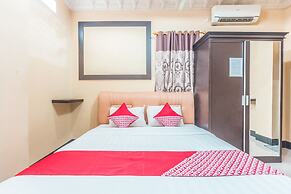 Super OYO 1640 Fallinda Hotel