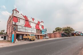 Super OYO 1640 Fallinda Hotel