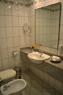 Roma Host Way Hotel & Aqua Park