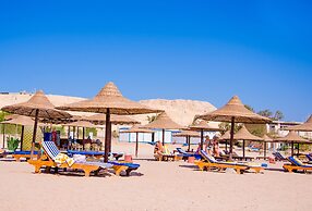 Roma Host Way Hotel & Aqua Park