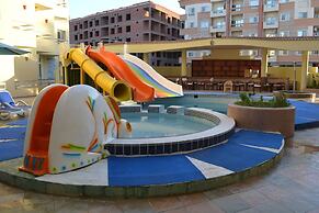 Roma Host Way Hotel & Aqua Park