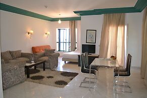 Roma Host Way Hotel & Aqua Park