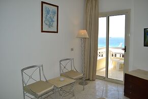 Roma Host Way Hotel & Aqua Park