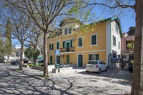 Dalmat Apartments