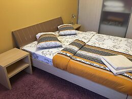 Apart Kiev Turgenevskaya 65