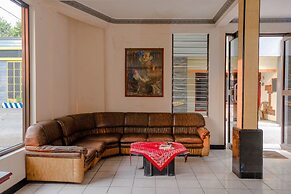 Hotel O Dewi