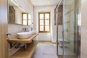 Casa Antika Suites