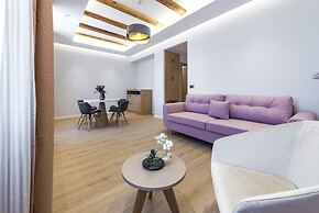 Casa Antika Suites