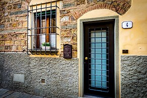 Pignone Apartment by Mmega