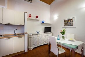 Pignone Apartment by Mmega