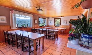Hostal Xalet Refugi Pere Carné - Hostel