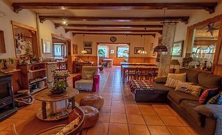 Hostal Xalet Refugi Pere Carné - Hostel