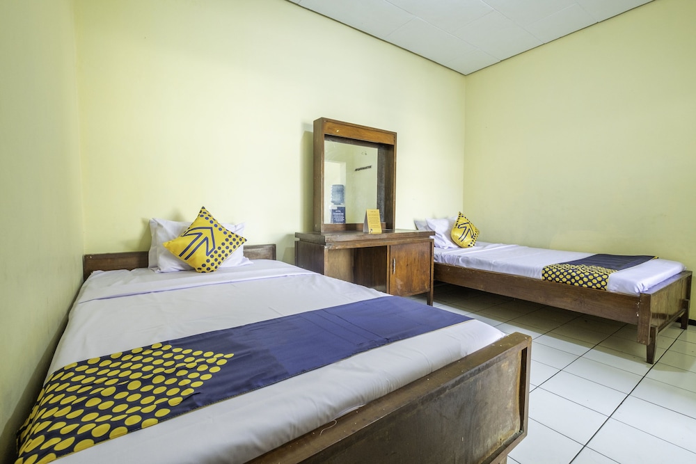 SPOT ON 1970 Hotel Priangan