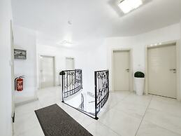 Amanda Hostel