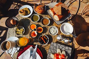 Hotel Sherazade