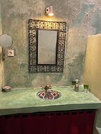 Hotel Sherazade