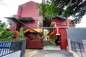 OYO 1720 A2b Residence