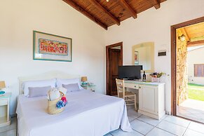 Li Suari Club Village