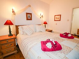 Woodleigh Cottage