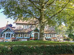 Duck Cottage