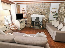 Inglenook Cottage
