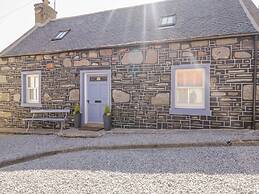 36 Sandend Village