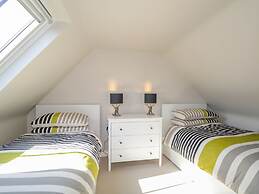 36 Sandend Village