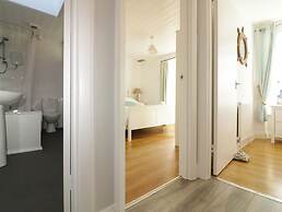 Harbourside Cottage
